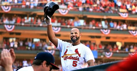 Peacock to stream Cardinals-Pirates on Sunday; Pujols likely to join broadcast